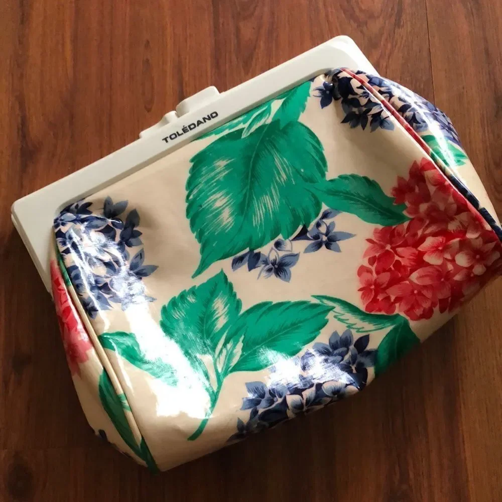 Vintage Toledano 80s large clutch purse. Floral.